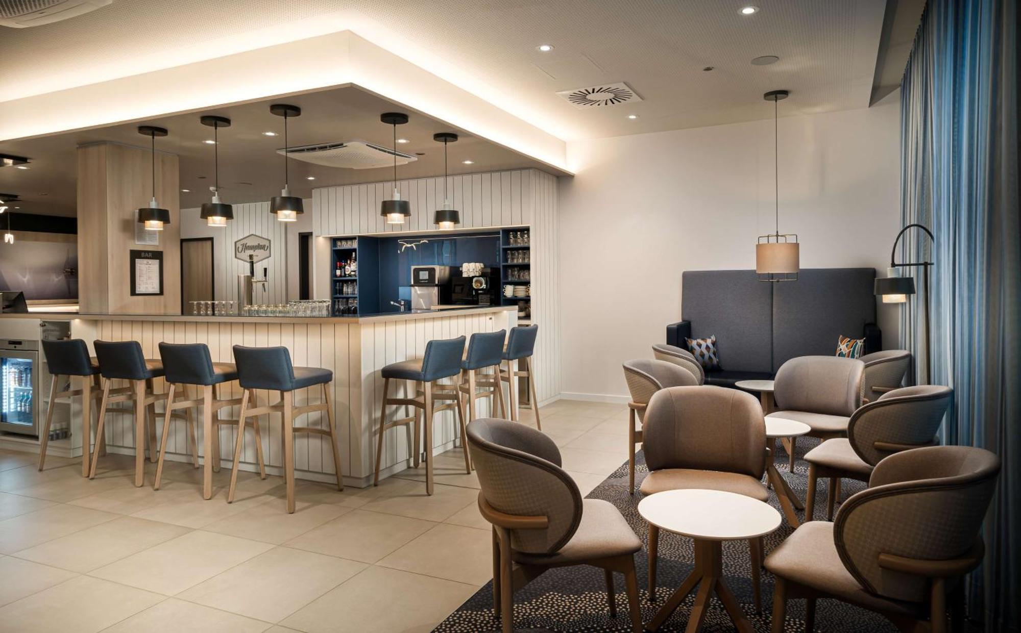 ホテル Hampton By Hilton キール エクステリア 写真