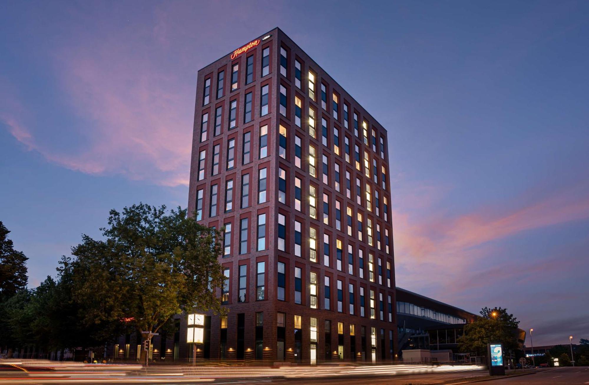 ホテル Hampton By Hilton キール エクステリア 写真